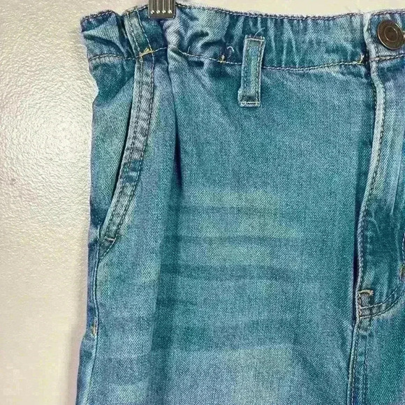 MOM JEANS High Rise Mid Wash Pleat Waistline Soft Straight Leg Women Size 4 - Picture 3 of 9